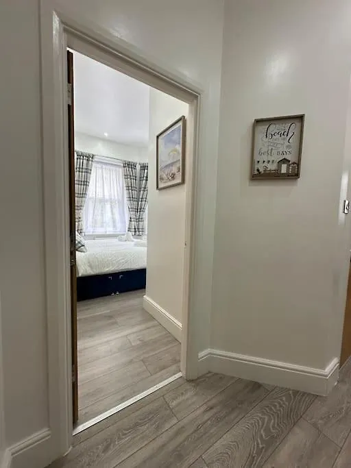 On The Beach Retreat Bournemouth Apartment